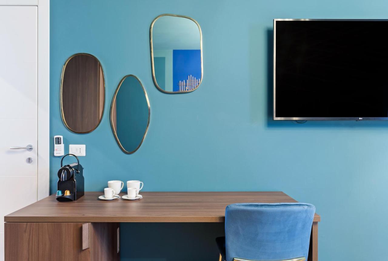 Porta Venezia Suite Милано Екстериор снимка
